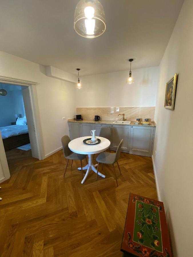 פיאטרה ניאמט Augsburg Apart מראה חיצוני תמונה